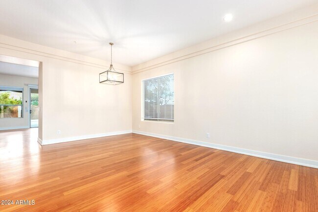 Building Photo - 10555 E Salt Bush Dr