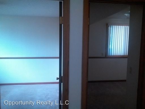 Foto del edificio - 2503 29th Ave NW