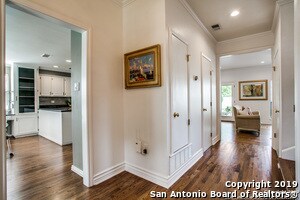 Foto del edificio - 101 Rosemary Ave