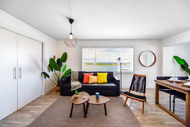 Building Photo - 7904 West Dr