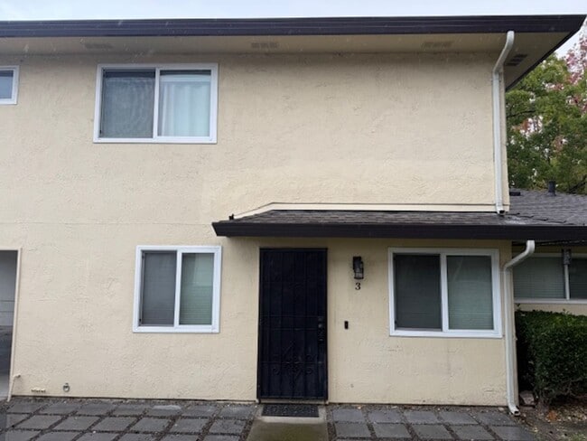 Photo - 257 Watson Dr House