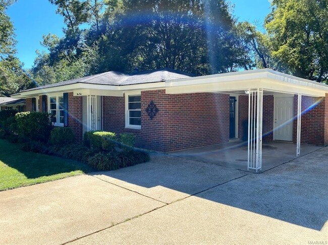 Foto del edificio - 940 Green Ridge Ct