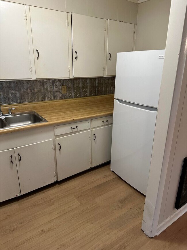 Foto del edificio - 1402 Rison Ave NE