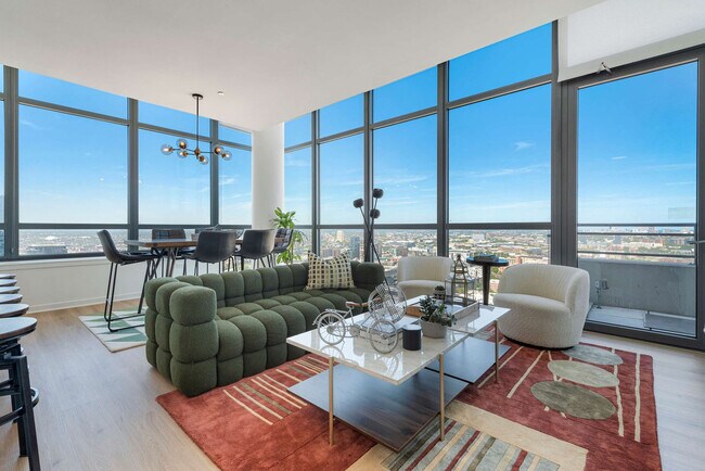 Foto del edificio - 365 N Halsted St