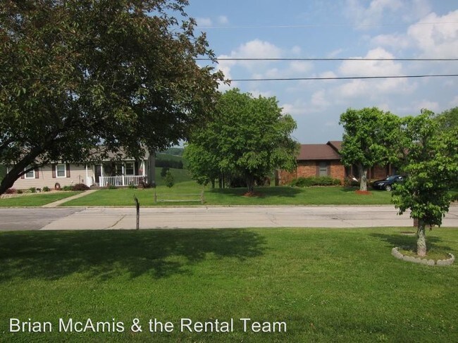 Building Photo - 600 Plainview Heights Cir