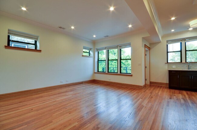 Foto del edificio - 3715 N Fremont St