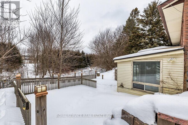 Building Photo - 3390 Durham Regional Hwy 2