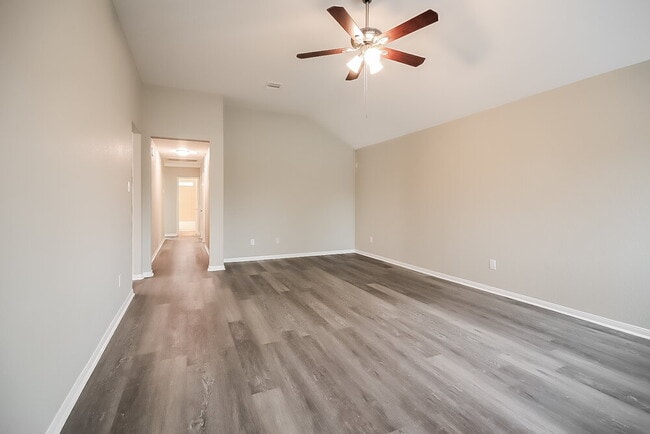 Foto del edificio - 5226 El Tigre Ln