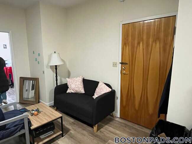 Foto del edificio - 81 Essex St