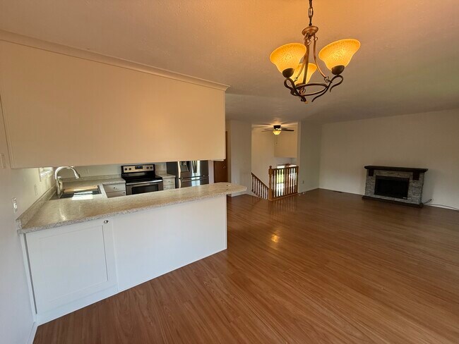 Foto del edificio - 5570 Dove Ct