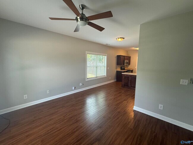 Foto del edificio - 468 Wade Rd SE