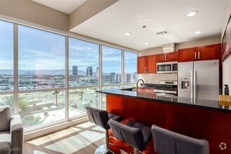 Building Photo - 4575 Dean Martin Dr