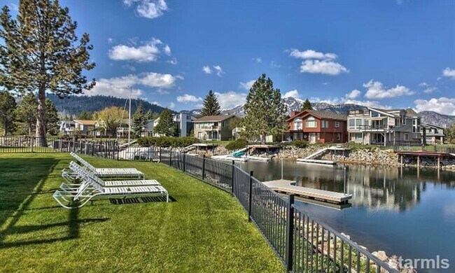 Building Photo - Furnished Seasonal Rental