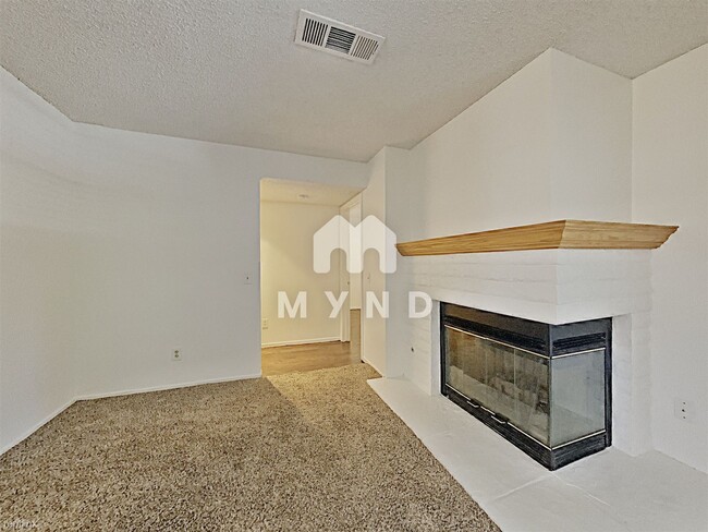 Building Photo - 2 br, 2 bath Condo - 101 Luna Way Apt 251 ...