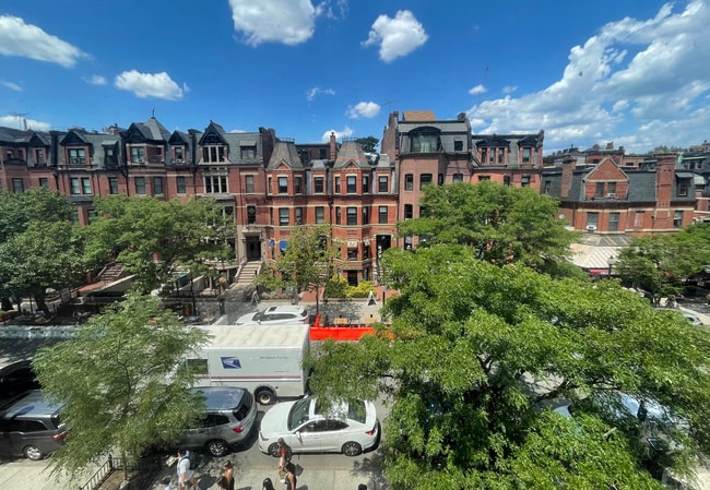 Photo - 250 Newbury St Apartment
