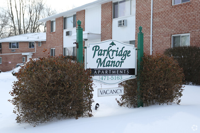 Building Photo - Parkridge Manor Apartments