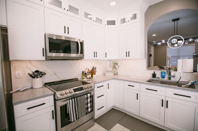 Foto del edificio - 4 Bedroom Townhome in Campbell County