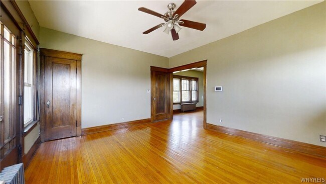 Foto del edificio - 425 Johnson St