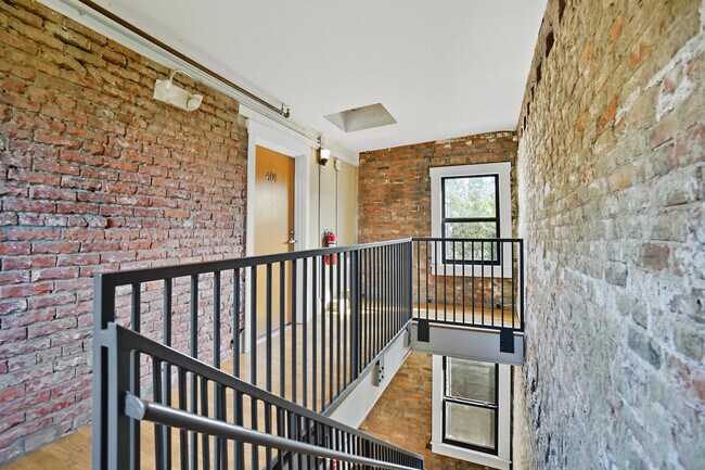 Building Photo - 1412 Republic St