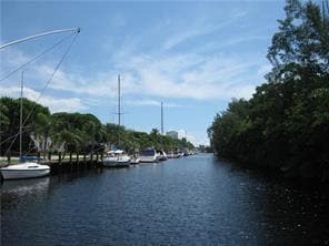 Foto del edificio - 6417 Bay Club Dr