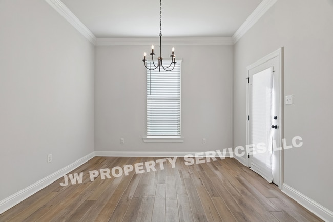 Building Photo - 44208 Huntley Rd