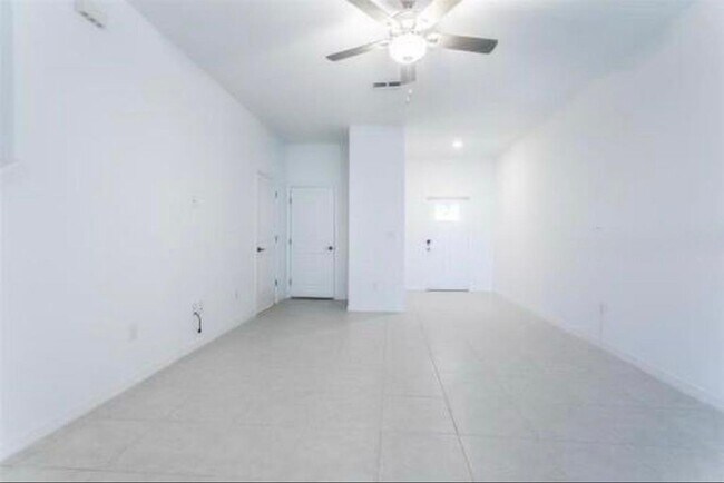 Foto del edificio - 10220 Honey Hammock Wy