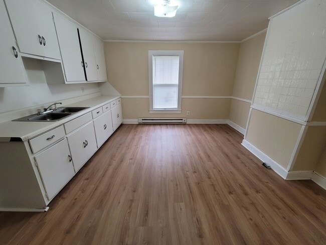 Foto del edificio - Cute 2 BR House