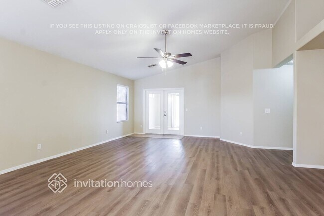 Building Photo - 15139 W Melvin St