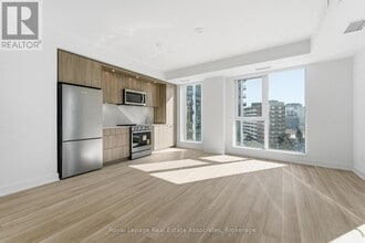 Building Photo - 25 Cordova Ave