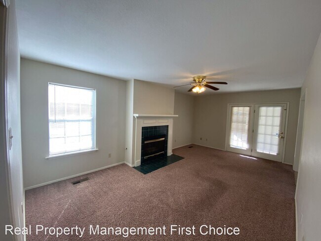 Building Photo - 3 br, 2.5 bath House - 1206 South 41st Circle