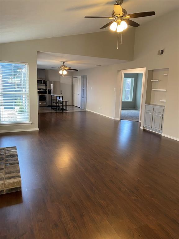 Foto del edificio - 1322 Maplewood Dr