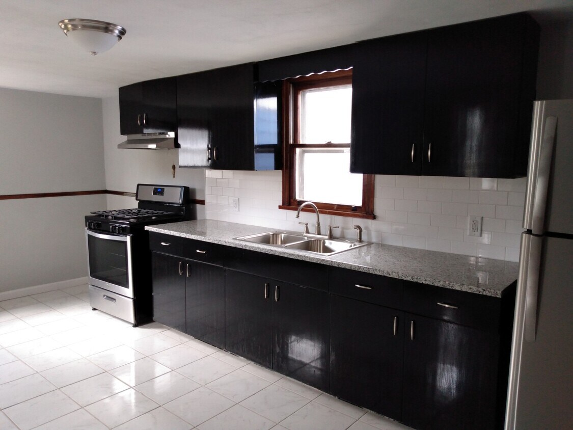 Foto principal - 14 W Sidney St