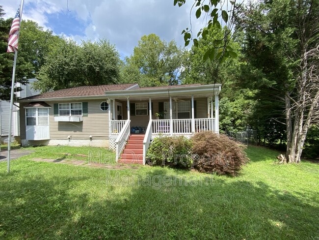 Building Photo - 13 Rocky Stone Dr
