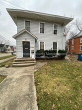 Building Photo - 701 W Vine St
