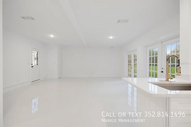 Foto del edificio - 5240 Alleman Dr
