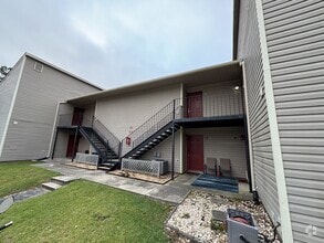Building Photo - 1123 Southwood Dr
