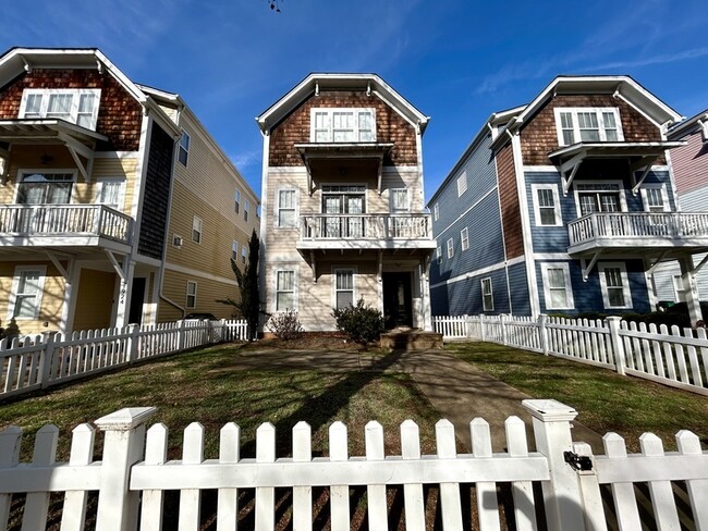Building Photo - 1920 Lela Avenue