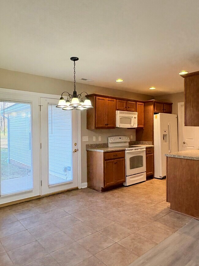 Foto del edificio - 3318 Richpond Rockfield Rd