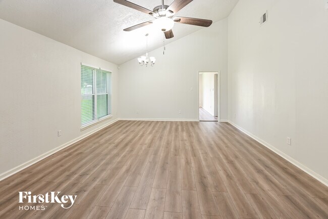 Foto del edificio - 7207 Foxwick Ln