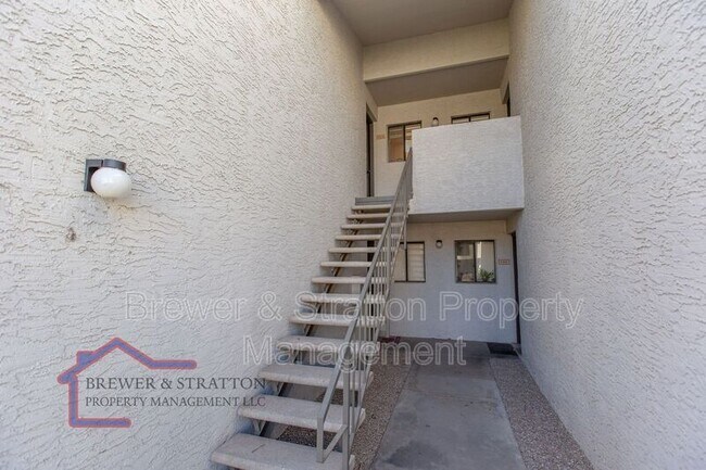Building Photo - 6480 N 82nd St