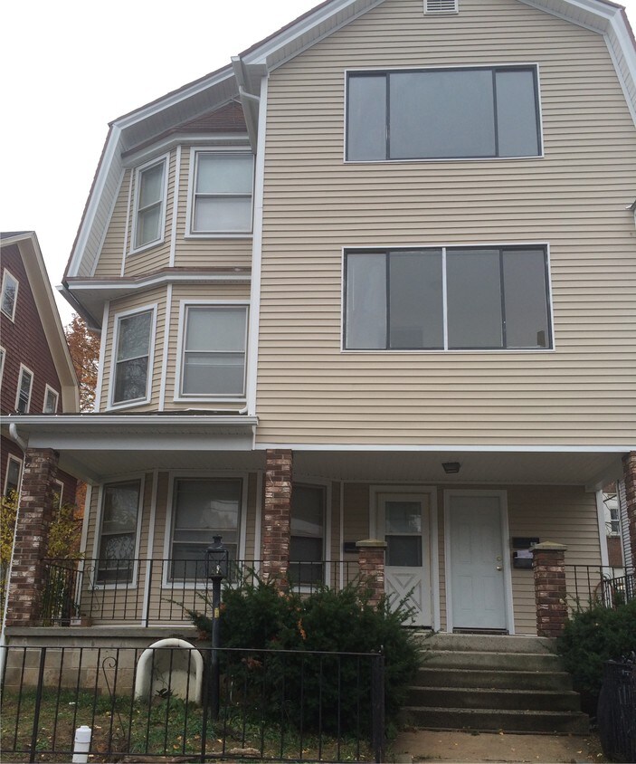 301 Beechwood Ave, Bridgeport, CT 06604 Apartments in Bridgeport, CT