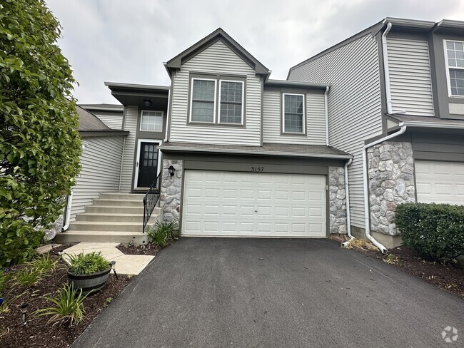 Building Photo - 3157 Bromley Ln