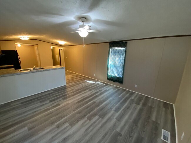 Foto del edificio - Mobile Home