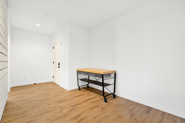 Foto del edificio - 57 N St NW