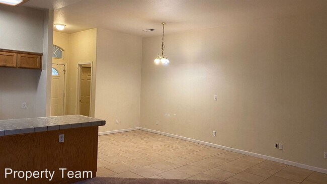 Building Photo - 4 br, 2 bath House - 2976 Yorkshire Court
