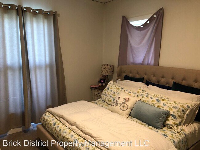 Foto del edificio - 4 br, 2 bath House - 906 N. Seventh Street