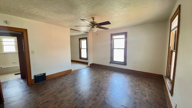 Foto del edificio - 3+ bedroom, 2 bath in south Lincoln
