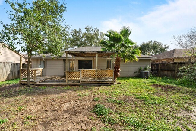 Foto del edificio - 119 Wood Hollow Dr