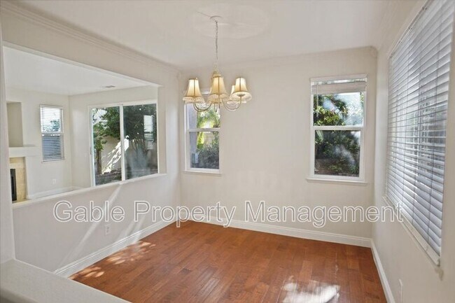 Foto del edificio - 30343 W Cedar Oak Ln