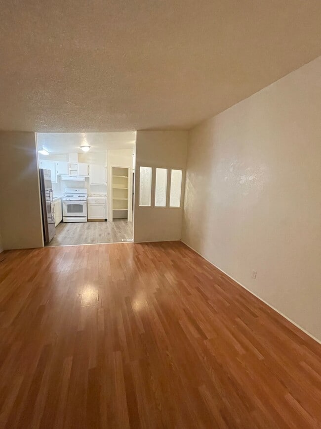 Building Photo - 2134 Fruitvale Ave